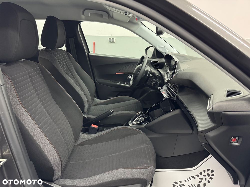 Peugeot 2008 1.5 BlueHDi Allure S&S EAT8 - 28