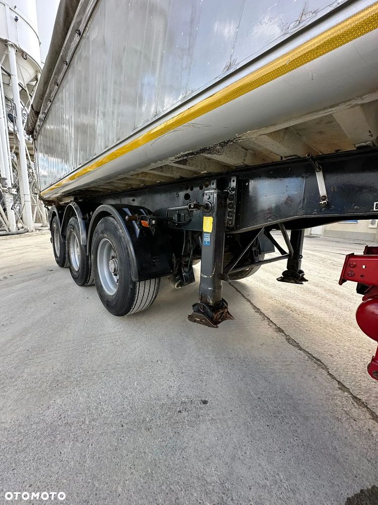Schmitz Cargobull WYWROTKA SKI 24 / ALUMINIOWA ZABUDOWA / OSIE SAF / OŚ PODNOSZONA / SZYBER ZBOŻOWY / PLANDEKA / KLAPODRZWI - 9