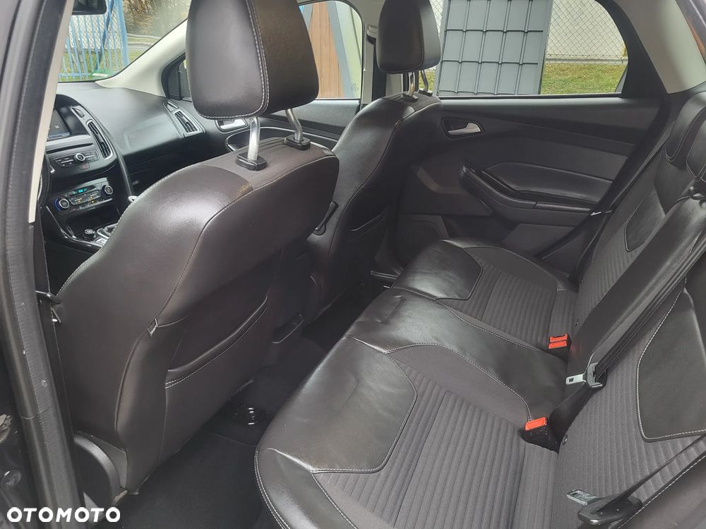 Ford Focus 1.0 EcoBoost Titanium - 15