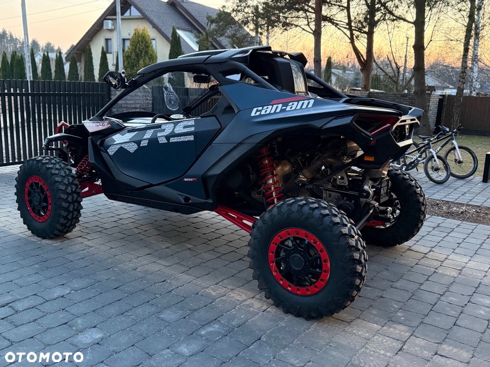 Can-Am Maverick - 3