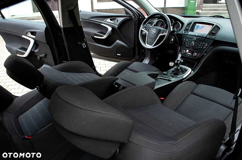 Opel Insignia 1.6 Turbo Sport - 32