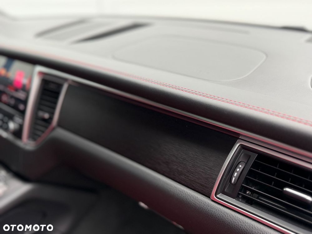 Porsche Macan GTS - 29