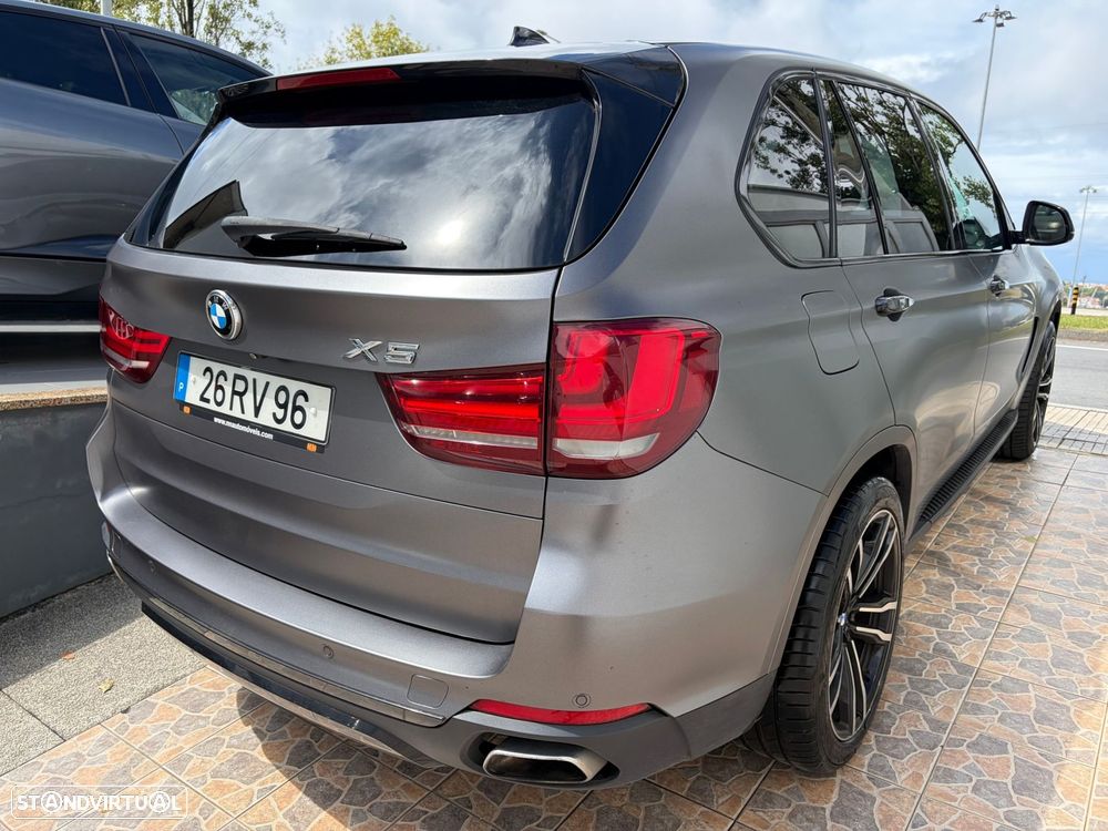 BMW X5 25 d sDrive Comfort 7L - 3