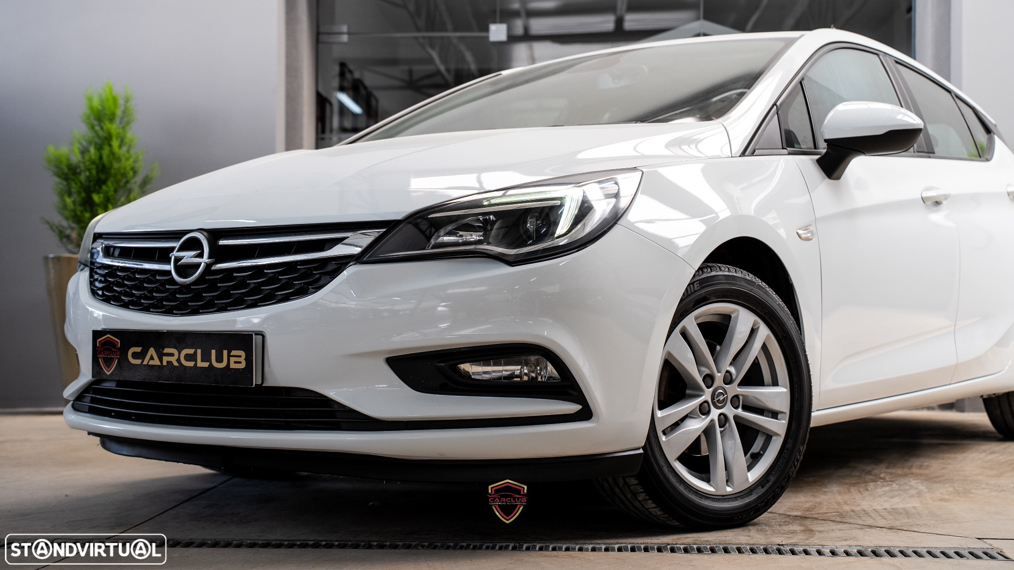 Opel Astra 1.6 CDTI Business Edition S/S - 2