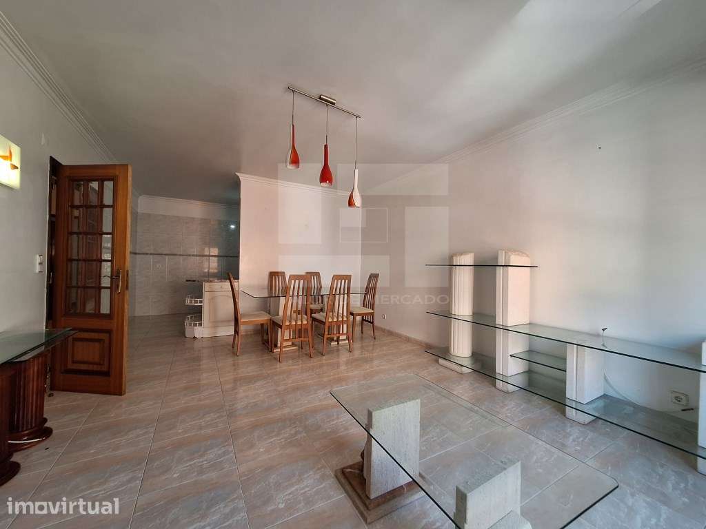 APARTAMENTO T2 - TAPADA DAS MERCÊS - Grande imagem: 2/22