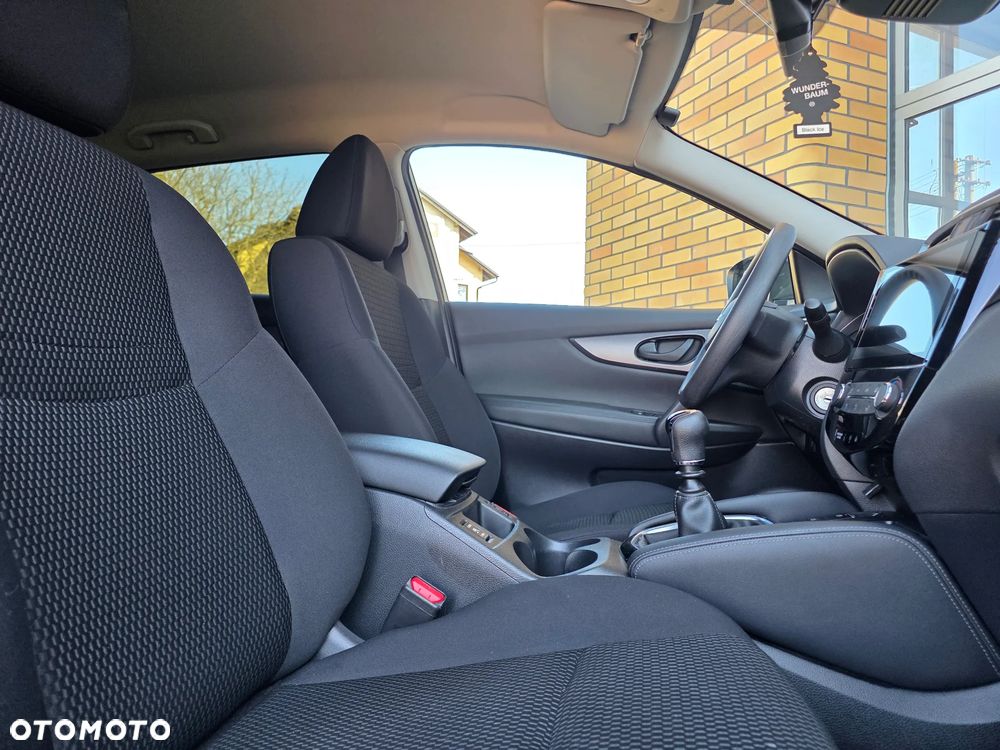 Nissan Qashqai 1.5 dCi N-Connecta - 24
