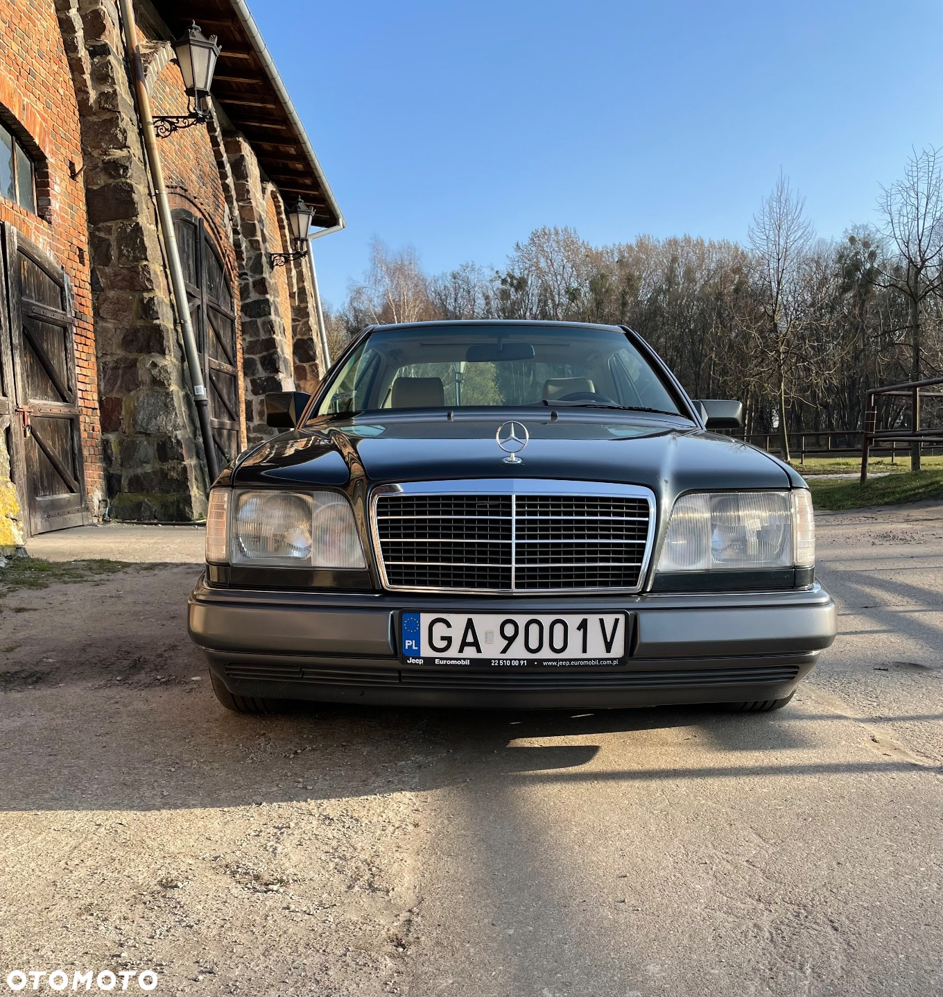 Mercedes-Benz Klasa E 320 - 5