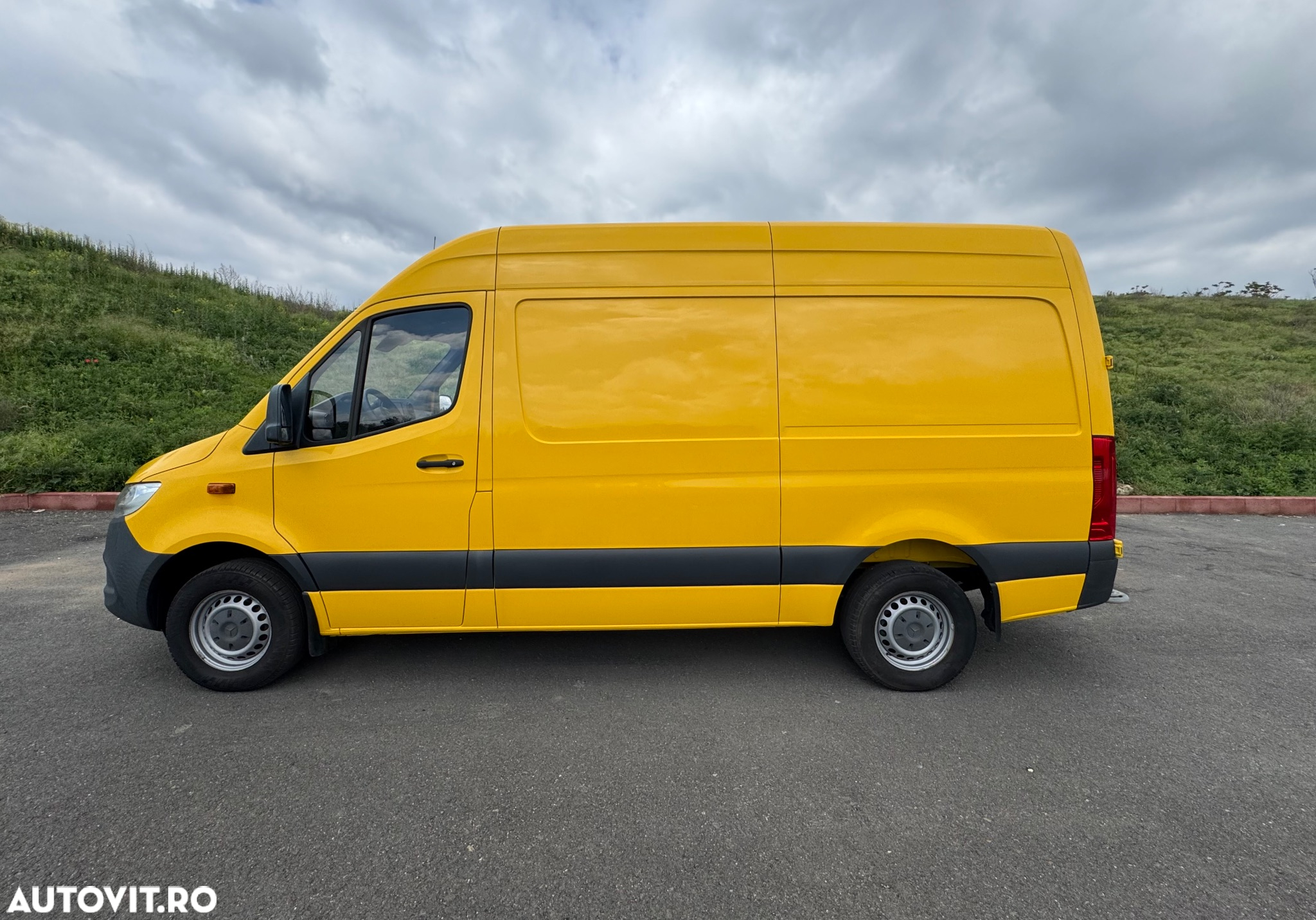 Mercedes-Benz Sprinter - 3