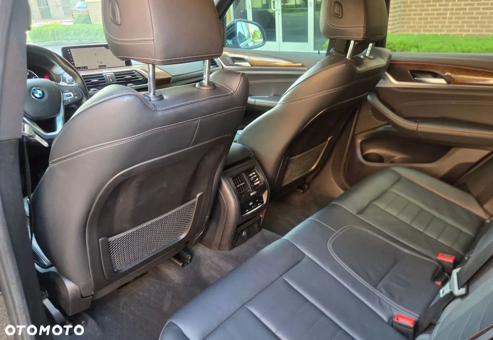 BMW X3 xDrive30i Luxury Line - 14