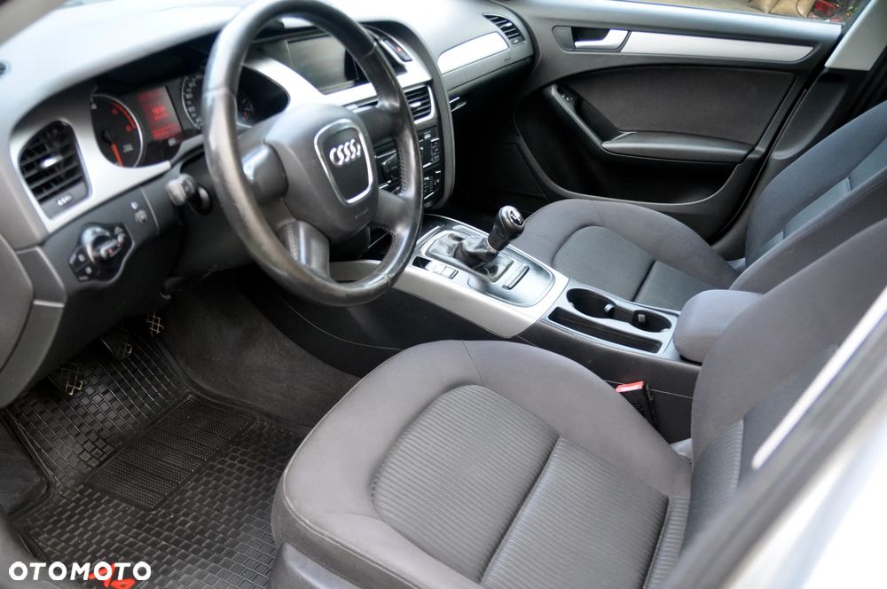 Audi A4 Avant 2.0 TDI - 5