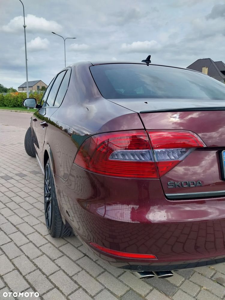 Skoda Superb 2.0 TDI Active - 15