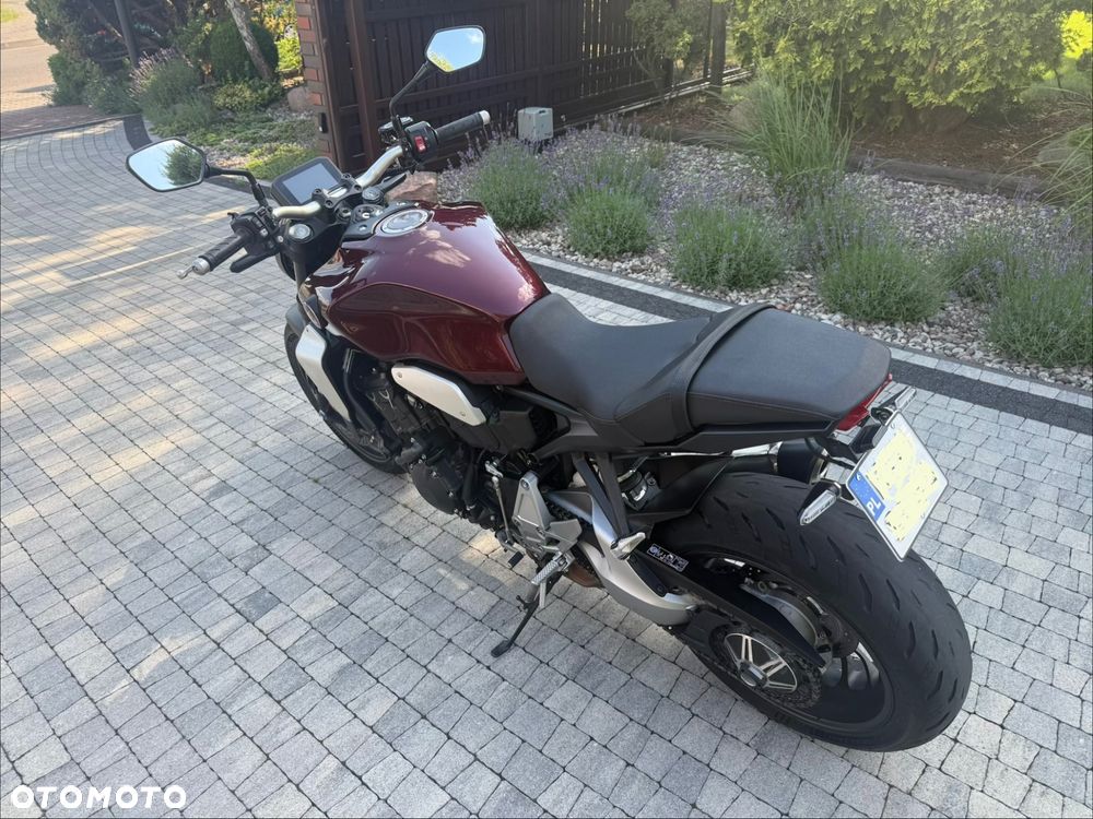 Honda CB - 8