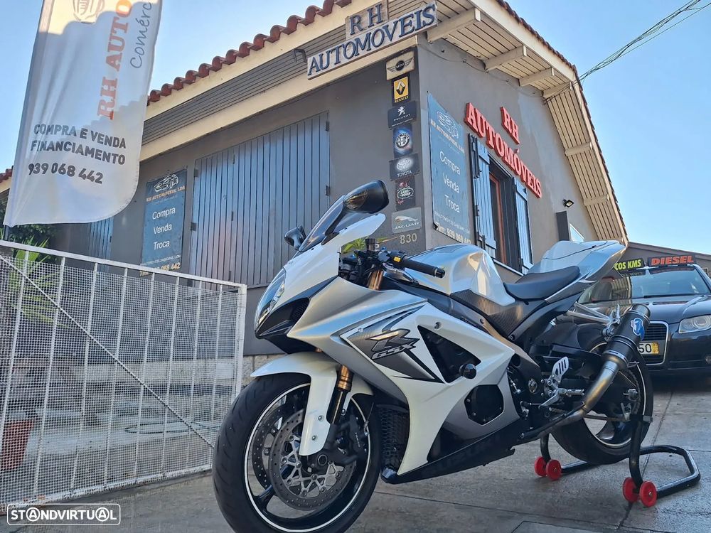 Suzuki GSX-R K8 - 1