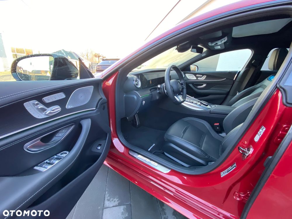 Mercedes-Benz AMG GT 43 4Matic+ Speedshift TCT 9G - 23