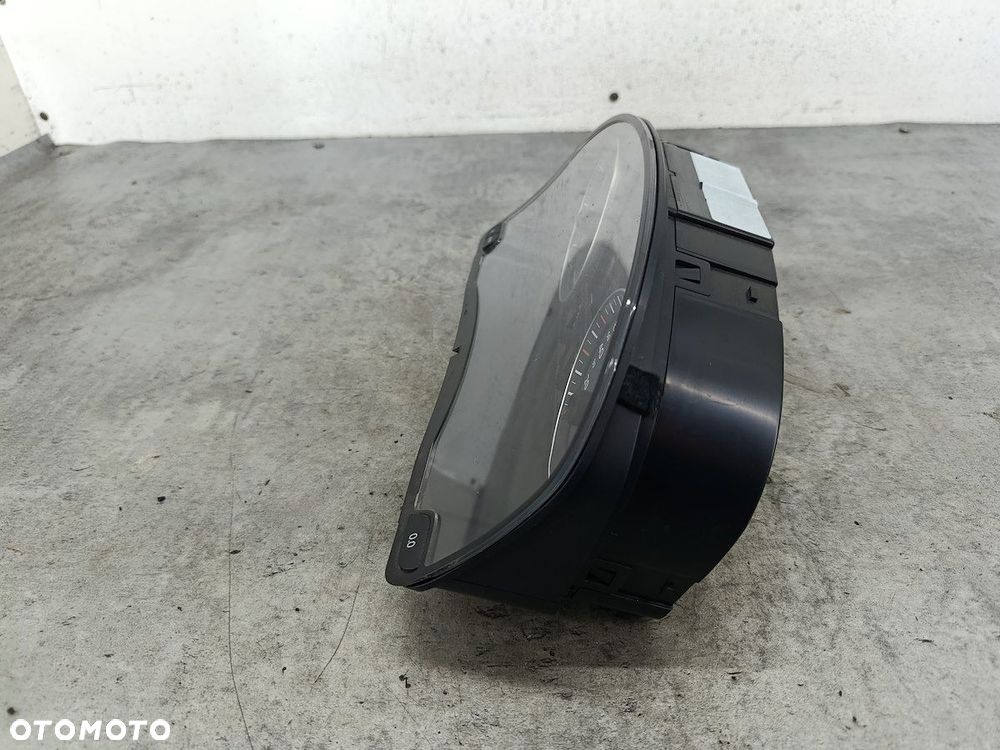 LICZNIK VW GOLF V 1K0920860P V3354110 1.4 FSI - 6