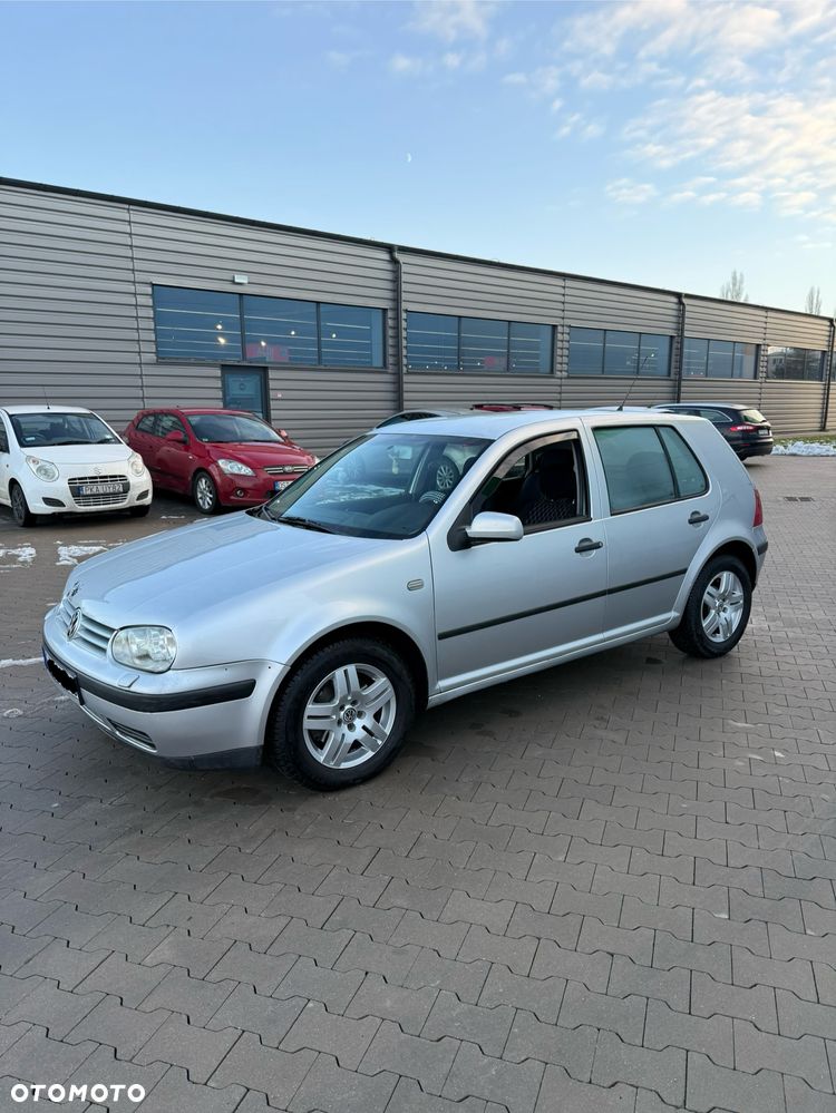 Volkswagen Golf 1.9 TDI Highline - 2