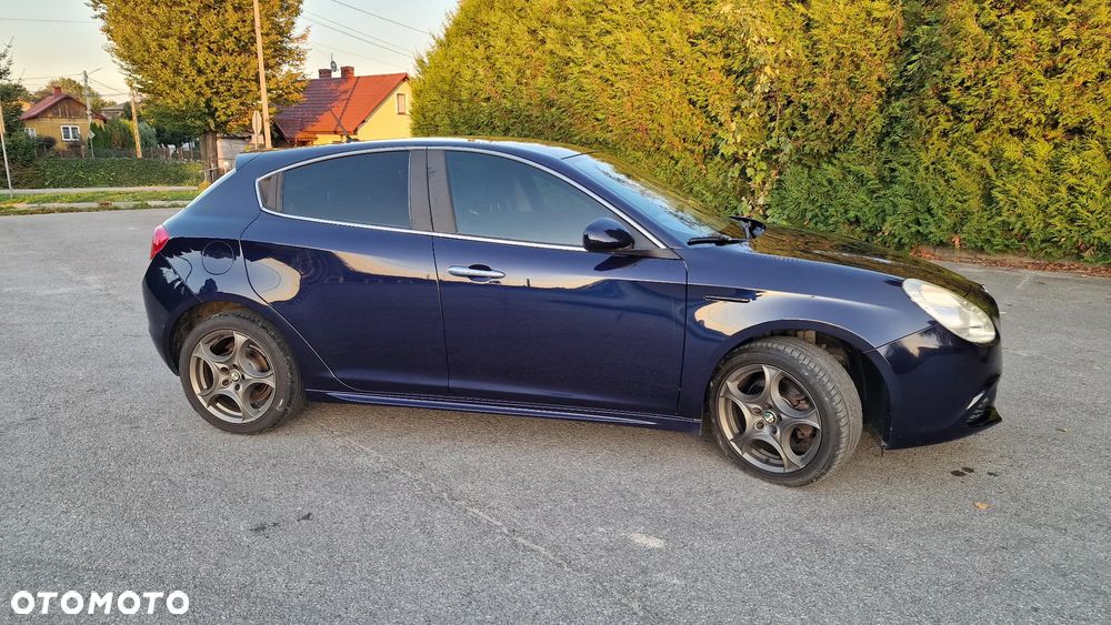 Alfa Romeo Giulietta 2013 photo 3