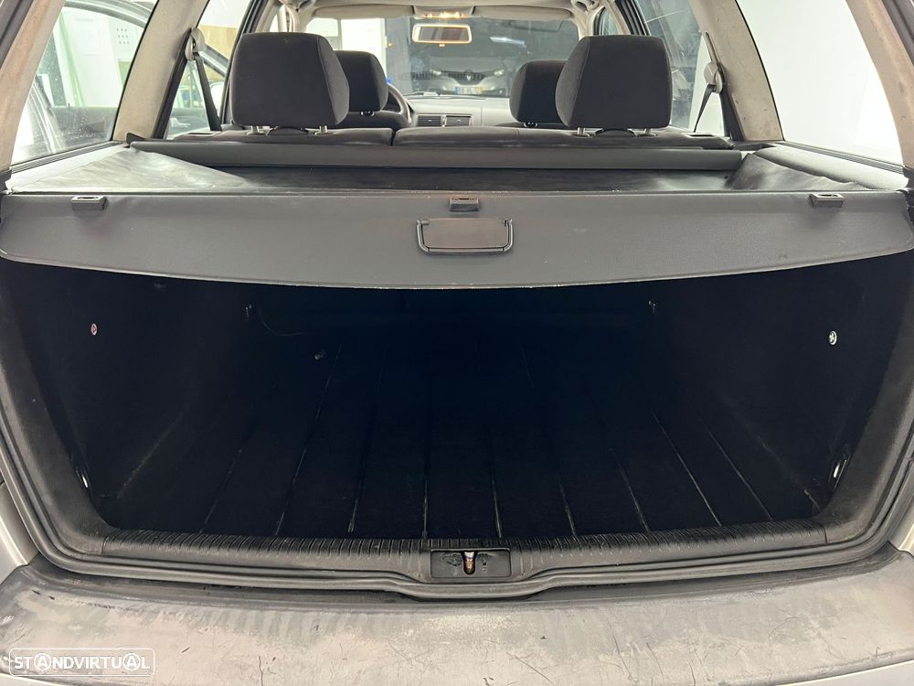 VW Golf Variant 1.9 TDi Confortline - 10