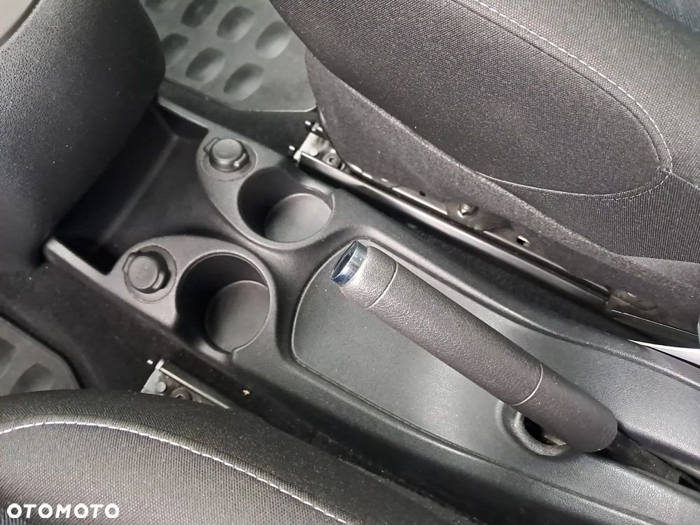 Citroën C3 Picasso 1.4i Attraction - 5