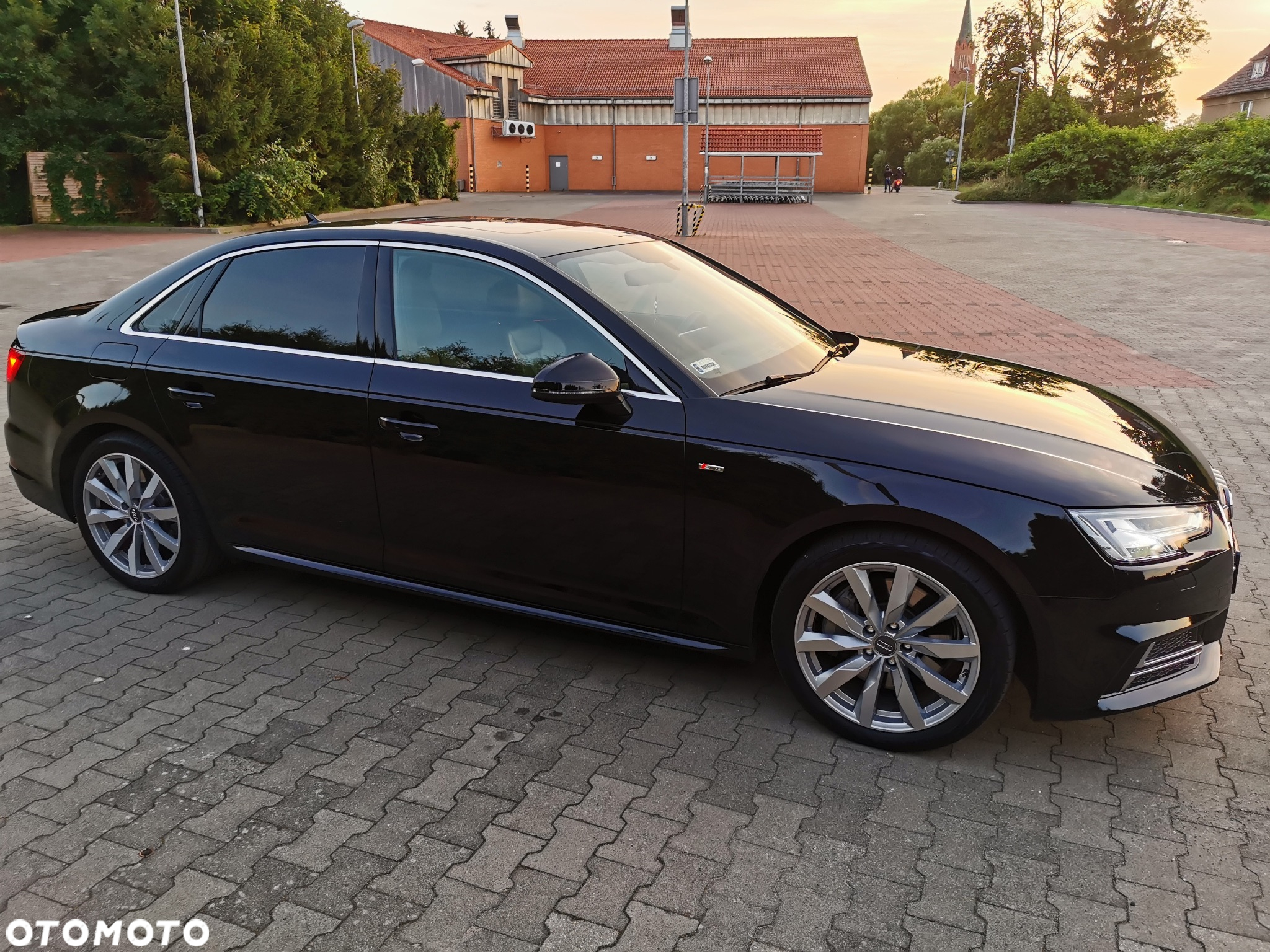 Audi A4 2.0 TFSI quattro S tronic sport - 19