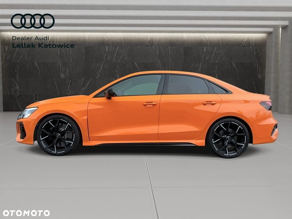 Audi RS3 Limousine - 6