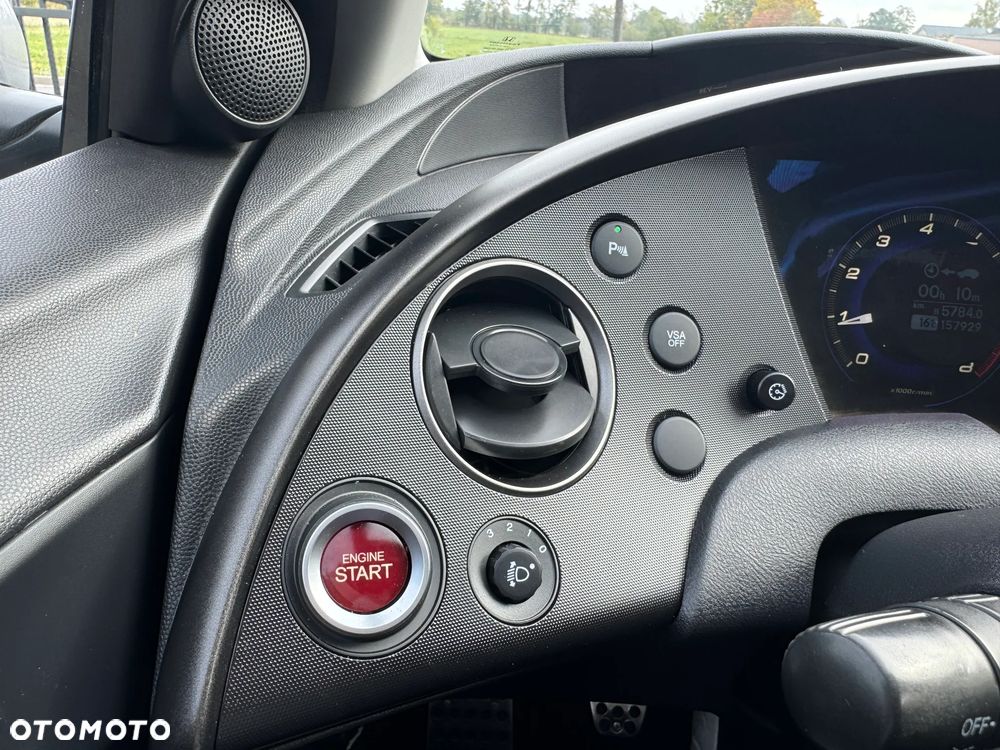 Honda Civic 1.4 i-VTEC Sport - 20