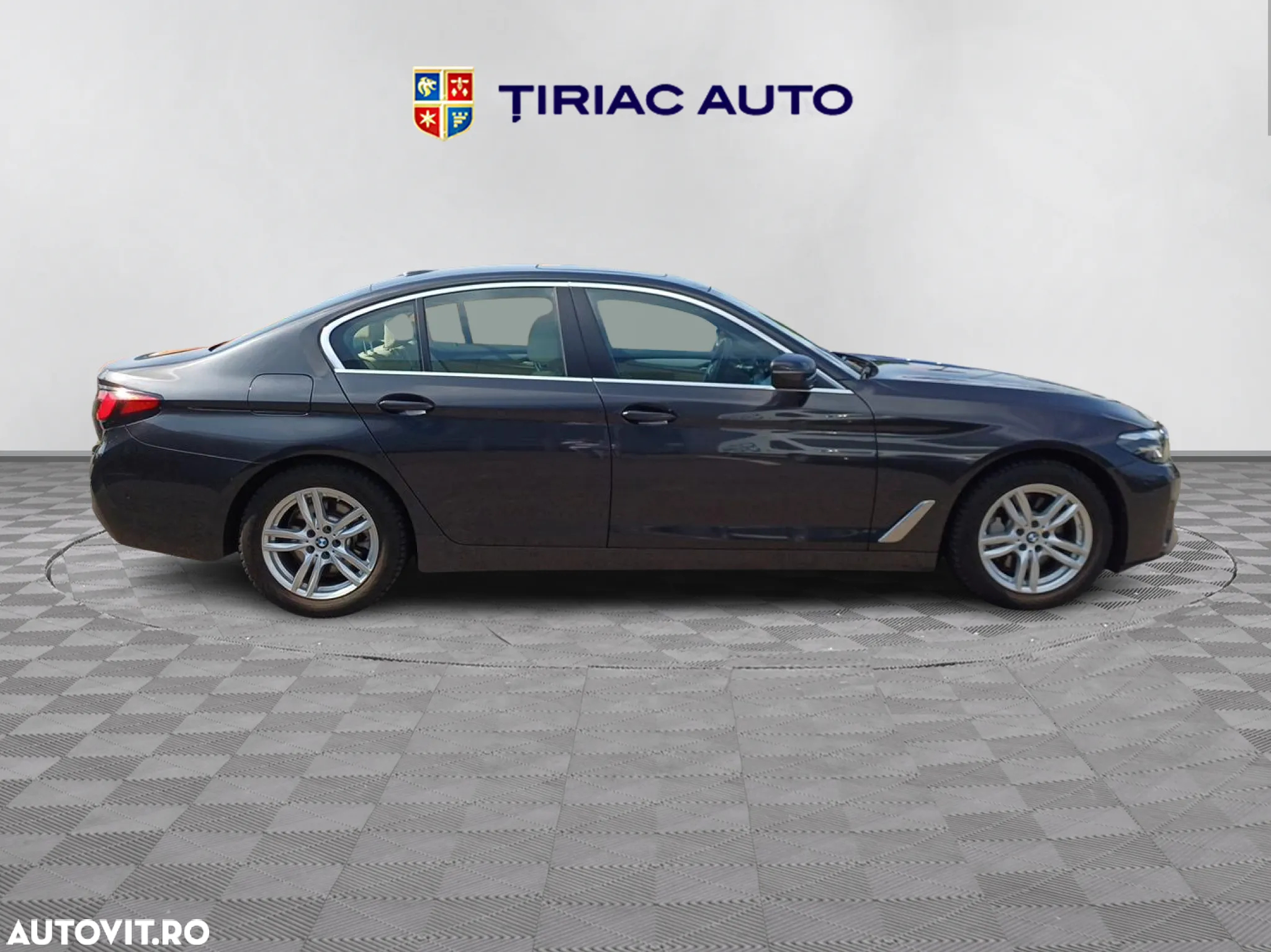 BMW Seria 5 530e xDrive Aut. - 6