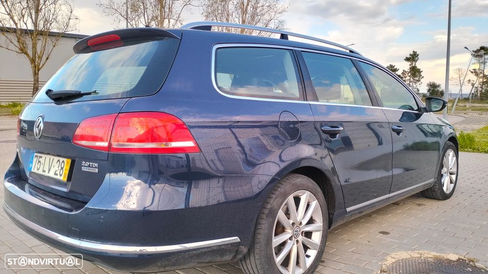 VW Passat Variant 2.0 TDI Highline Navig - 9