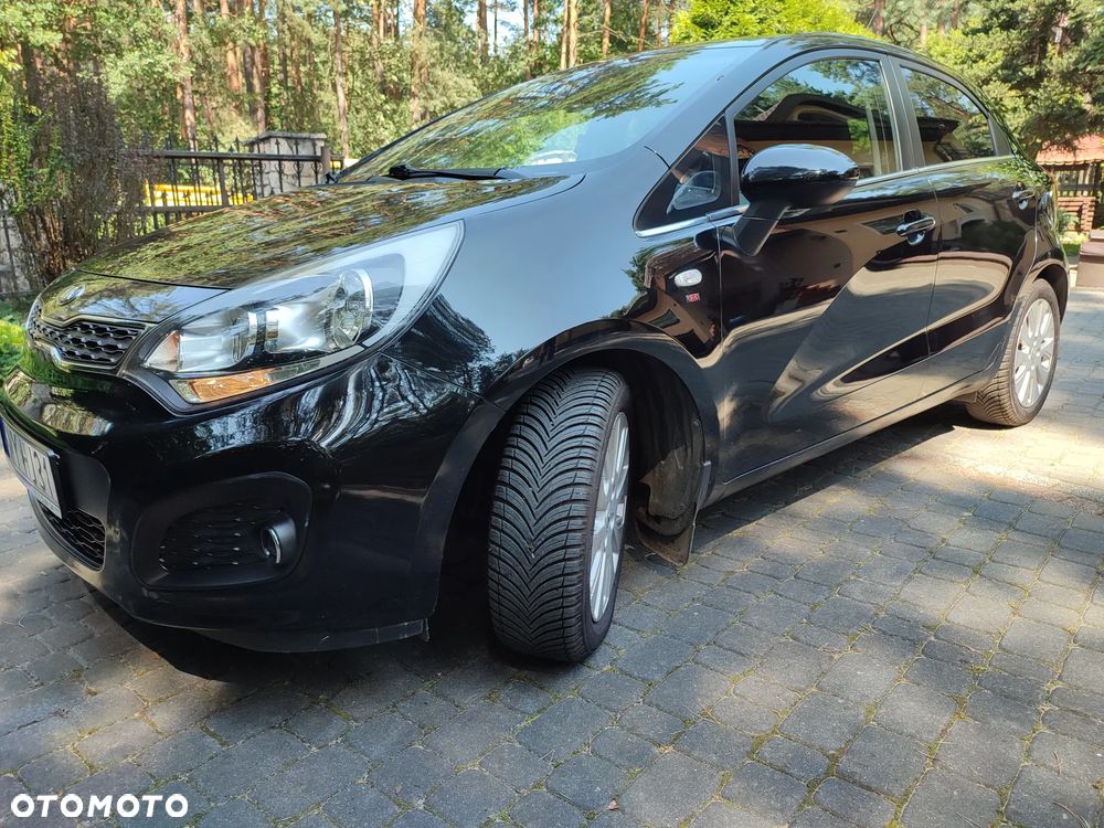 Kia Rio - 7