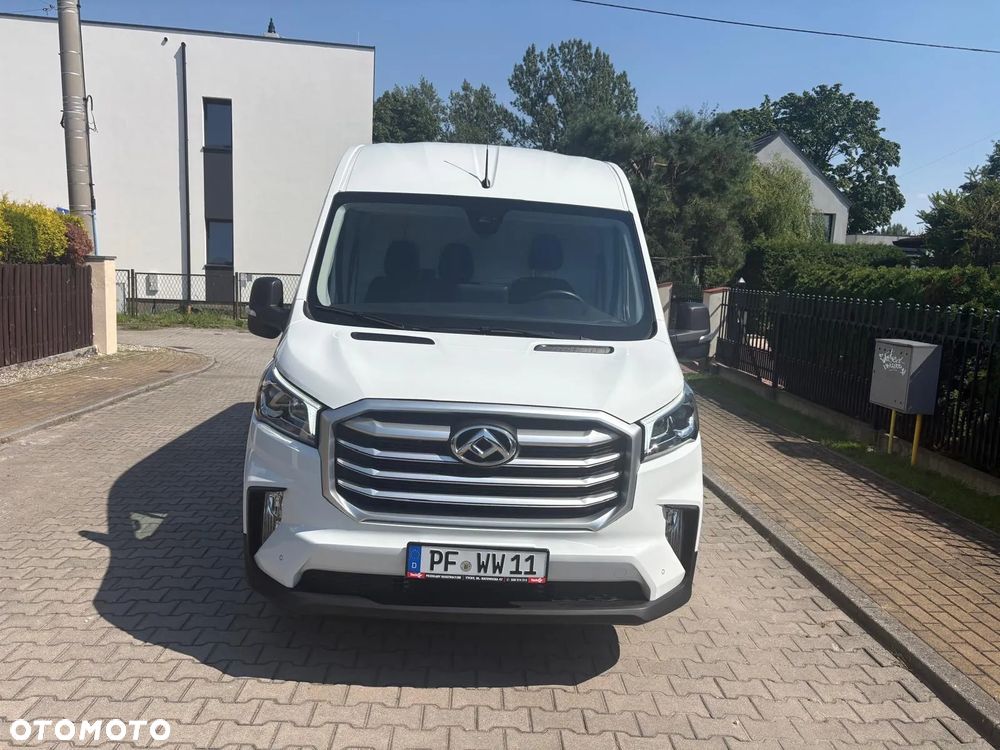 Maxus Deliver 9 - 3
