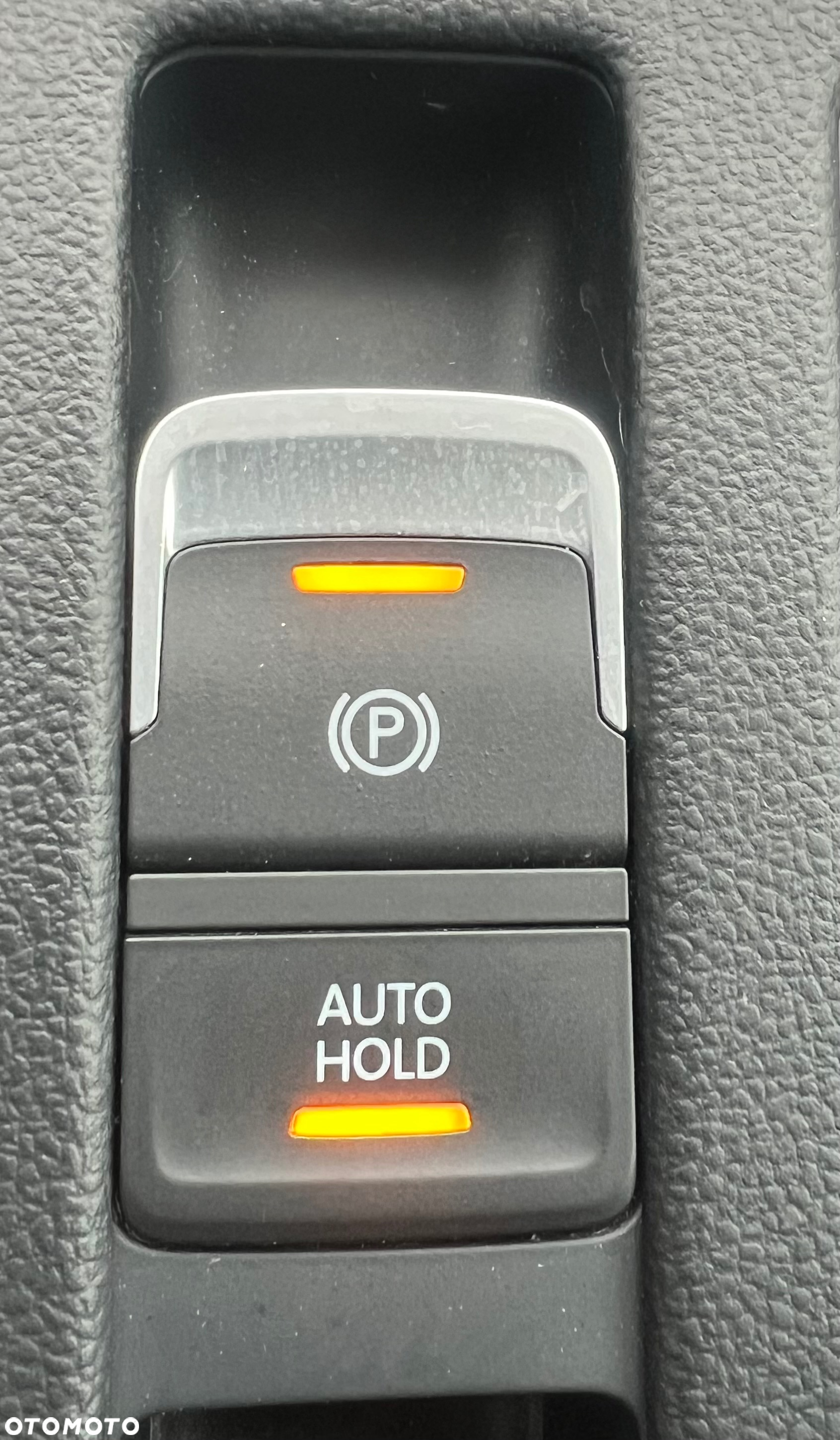 Volkswagen Passat - 17