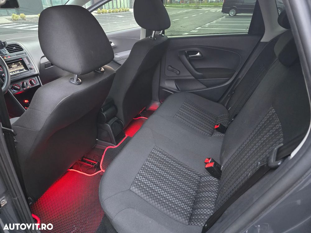 Volkswagen Polo 1.4 TDI CR BMT Comfortline - 13