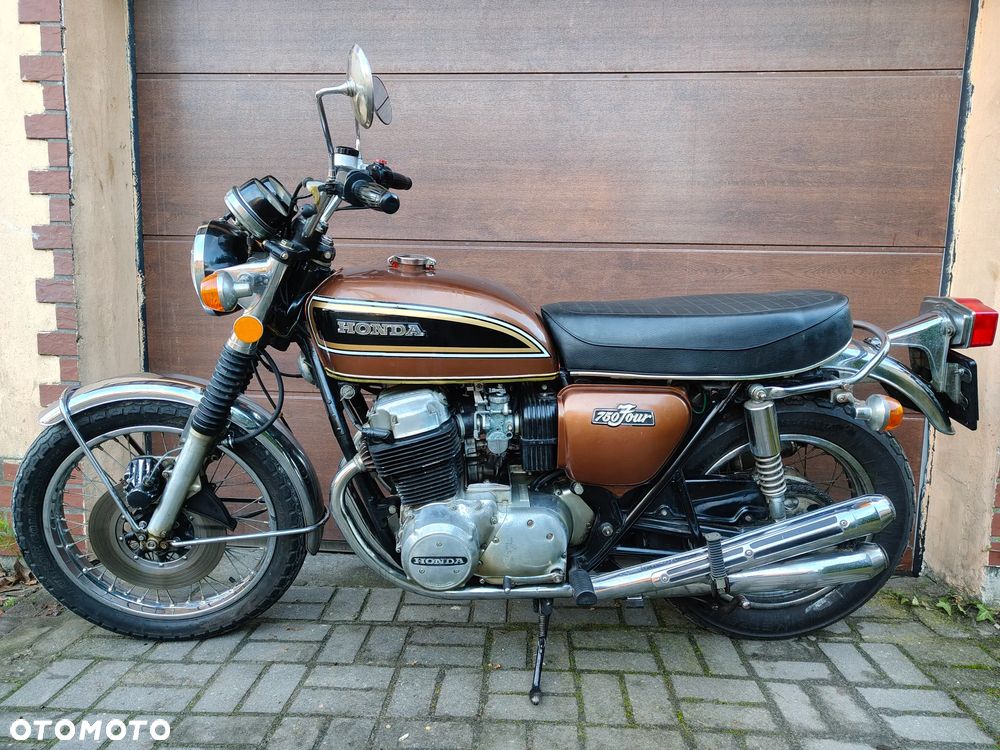 Honda CB - 1