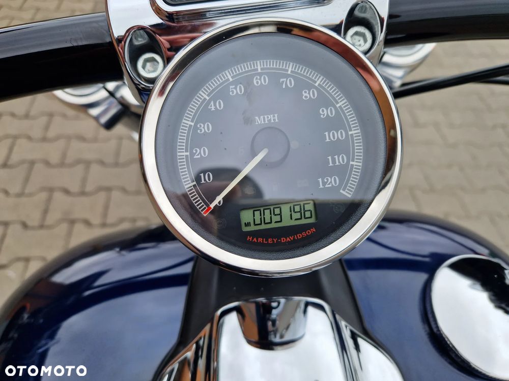 Harley-Davidson FXSB Breakout - 10