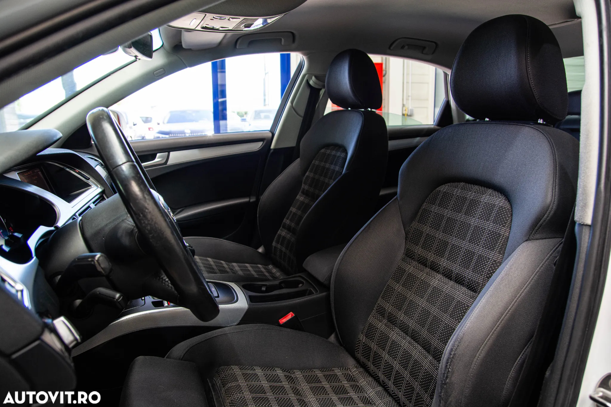 Audi A4 2.0 TDI B8 - 6