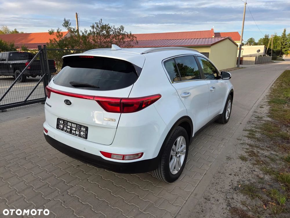 Kia Sportage 2,0 CRDI 2WD ISG Spirit - 4