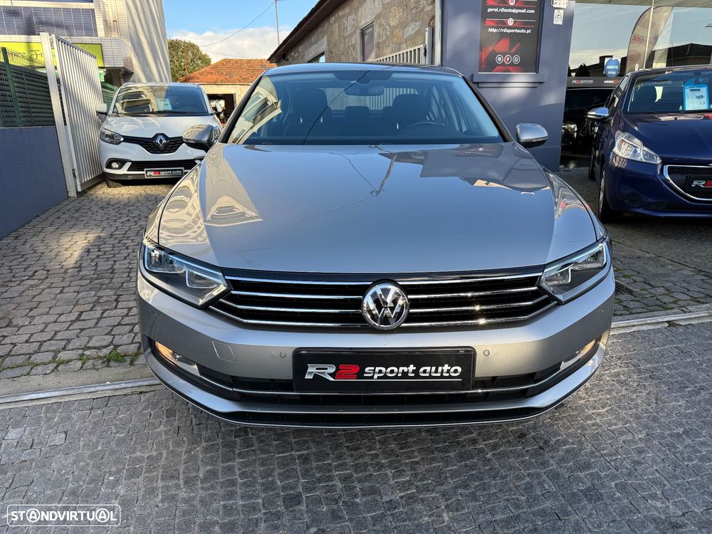 VW Passat 1.6 TDI Highline - 4