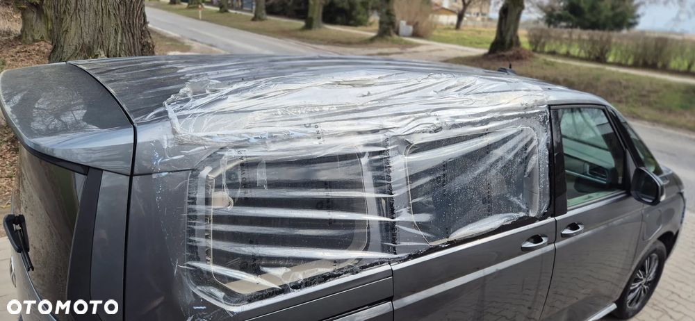 Volkswagen Multivan - 8