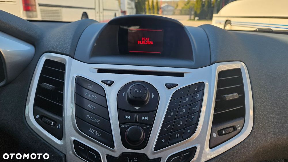 Ford Fiesta 1.4 Trend - 15