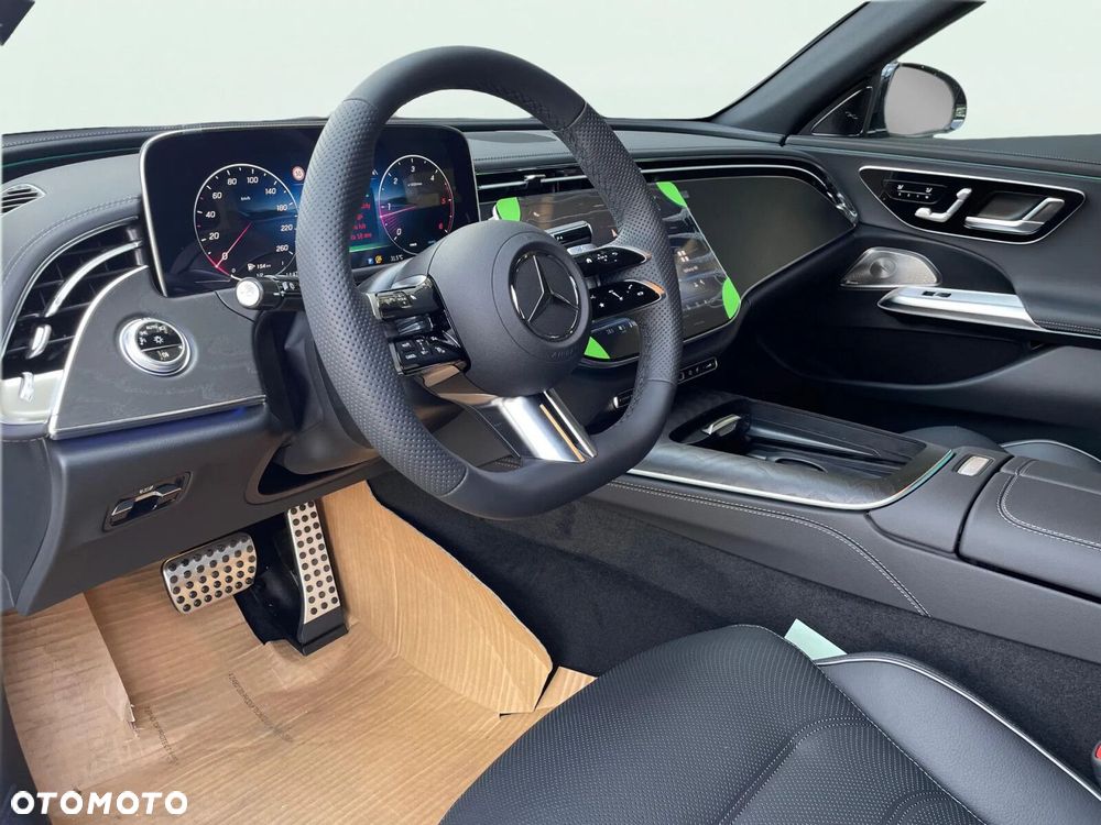 Mercedes-Benz Klasa E 220 d mHEV 4-Matic AMG 9G-Tronic - 11