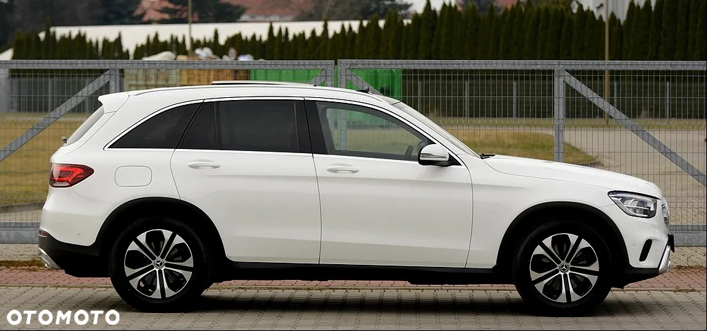 Mercedes-Benz GLC 200 d Business Edition - 17