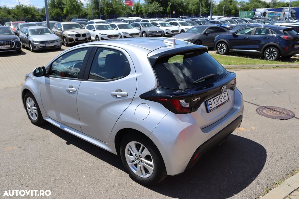 Toyota Yaris - 5