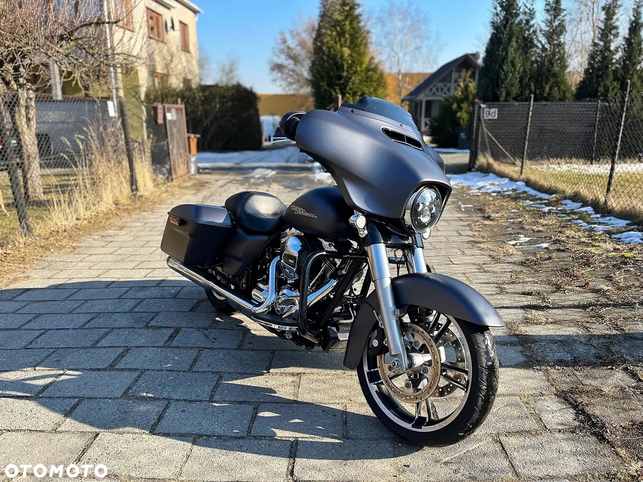Harley-Davidson Touring Street Glide - 2
