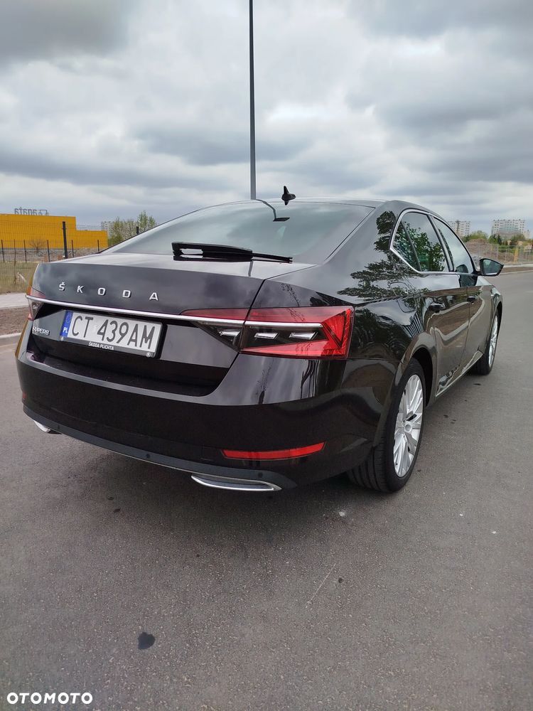 Skoda Superb 2.0 TDI SCR L&K DSG - 12