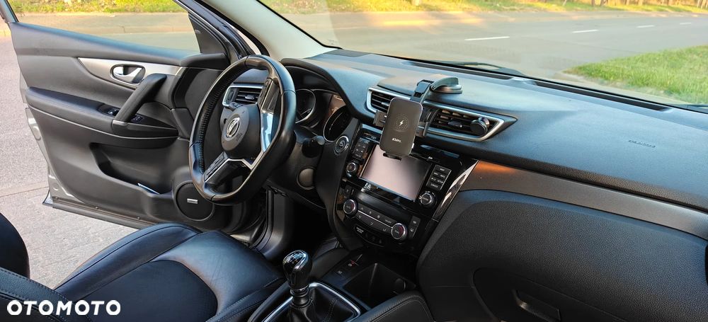 Nissan Qashqai 1.6 DIG-T Tekna+ - 10