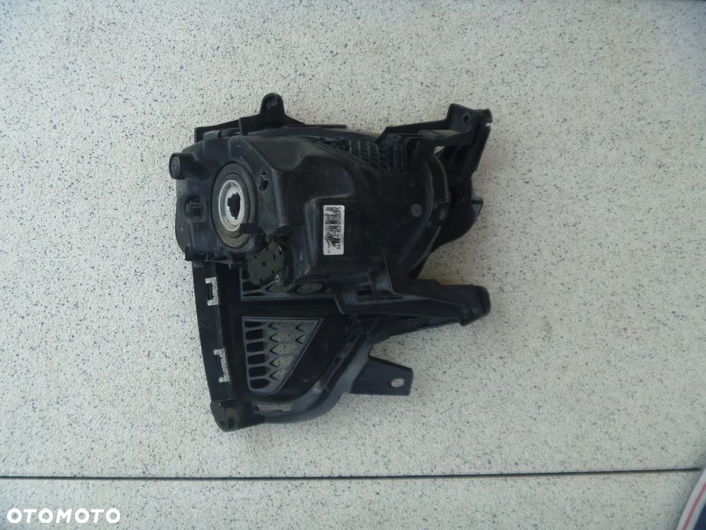 KIA CEED III HALOGEN LAWY KRATKA ORYGINAŁ 92201J7000 - 2