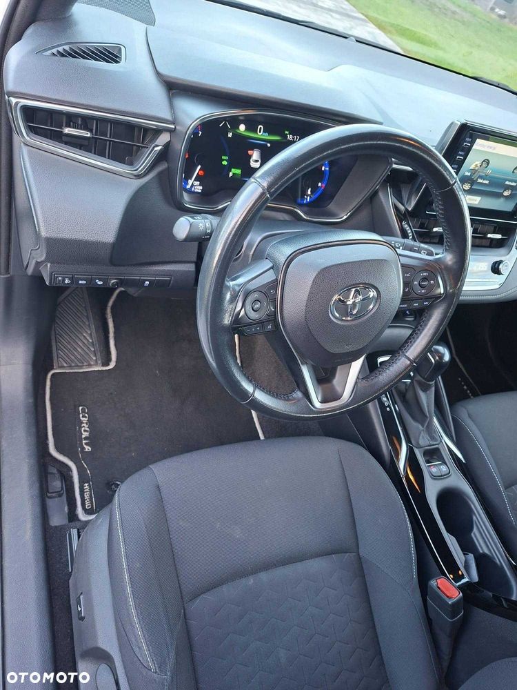 Toyota Corolla - 5