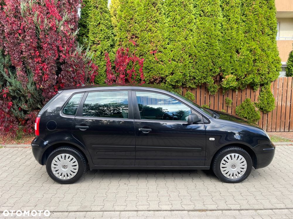 Volkswagen Polo 2003 photo 2