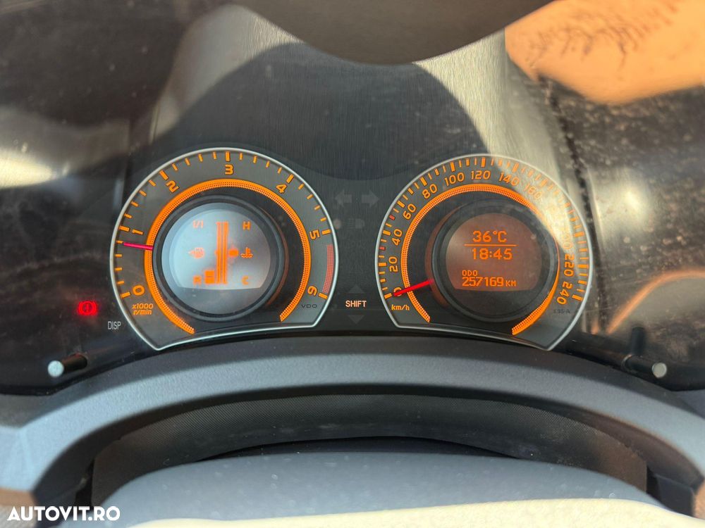 Toyota Auris 2.0 D-4D - 9