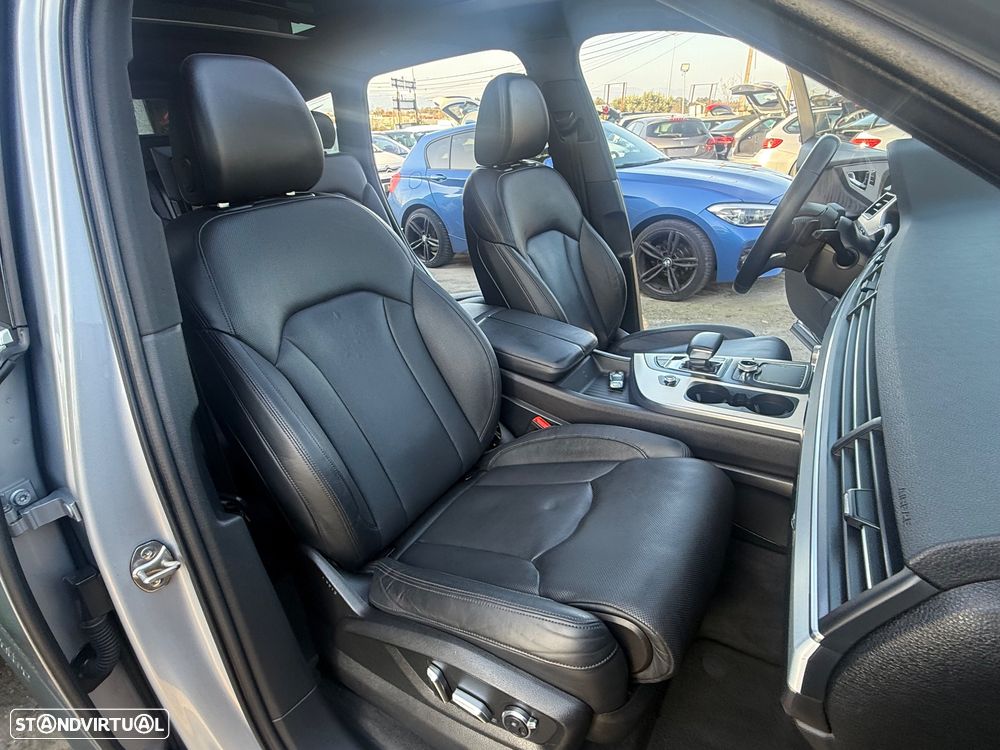 Audi Q7 3.0 TDI e-tron quattro S-line Tiptronic - 24